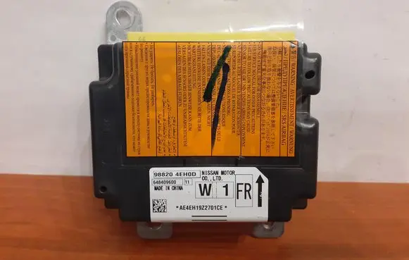 Nissan Qashqai Airbag control unit/module 648409600 988204EH0D