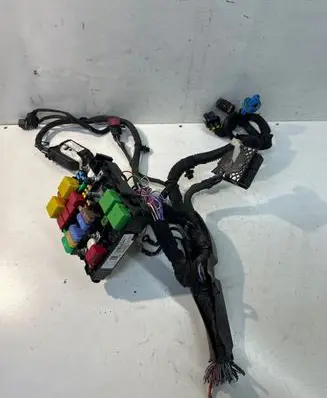 Opel Crossland X Fuse module 9804846880 9671941780