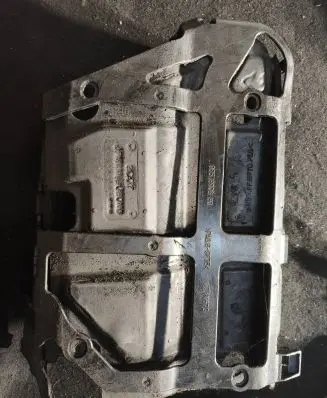 Volvo V50 Oil sump 9657890680