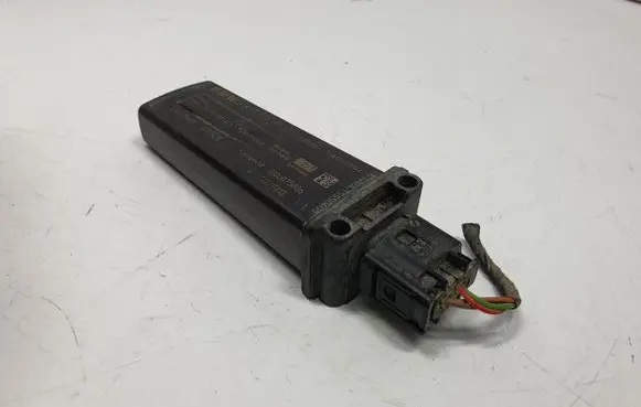 BMW 3 F30 F35 F31 Tire pressure control unit 6853736 36106853736 36106855180