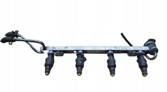 Audi A3 S3 8L Fuel main line pipe 06A133681B