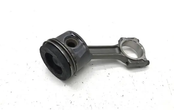 Nissan Note (E12) Piston with connecting rod 07657HV
