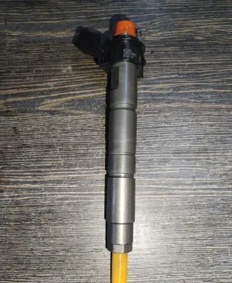 BMW 5 F10 F11 Fuel injector 780542803 0445116024