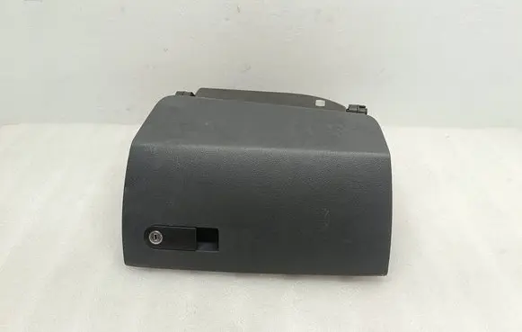 Volkswagen Transporter - Caravelle T5 Glove box 7H5858721A