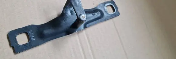 Audi RS5 Loading door lock loop/hook striker 8V0827507H