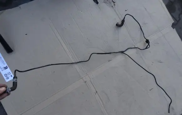 Ford Kuga II Engine coolant pipe/hose GV618C012DJ