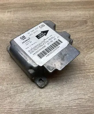 Opel Vectra B Airbag control unit/module 90569350 5WK4188