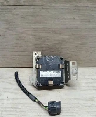 Audi A4 S4 B9 8W Distronic sensor radar 8W0907541 8W0907541A 0203300631