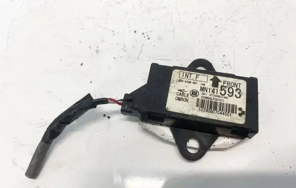 Mitsubishi Outlander Antenna control unit mn141593