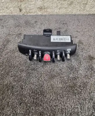 Mini One - Cooper F56 F55 A set of switches 6838204 B1175388 683820404S