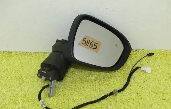 Nissan Qashqai J12 Front door electric wing mirror P33BR