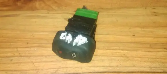 Renault Megane I Central locking switch button 