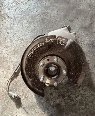 Land Rover Discovery Sport Rear wheel hub FK725A968AG
