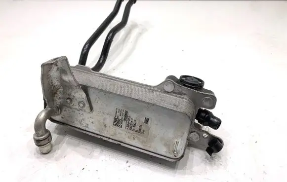 BMW 5 G30 G31 G38 Engine oil radiator 8514515
