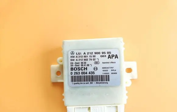 Mercedes-Benz E W212 Parking PDC control unit/module A2129011500 0263004435 A2129009505