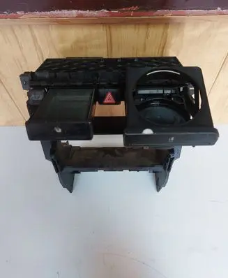 Audi A4 S4 B6 8E 8H Hazard light switch 8E0858005E