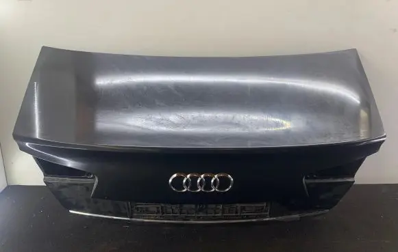 Audi A6 S6 C7 4G Tailgate/trunk/boot lid 4G5827023C
