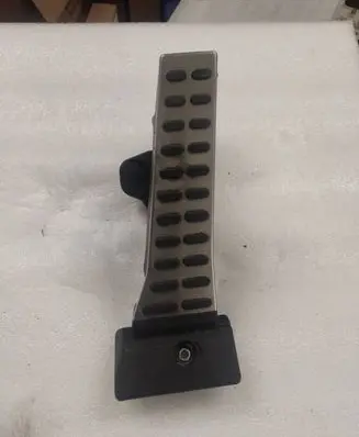 KIA Stinger Accelerator throttle pedal