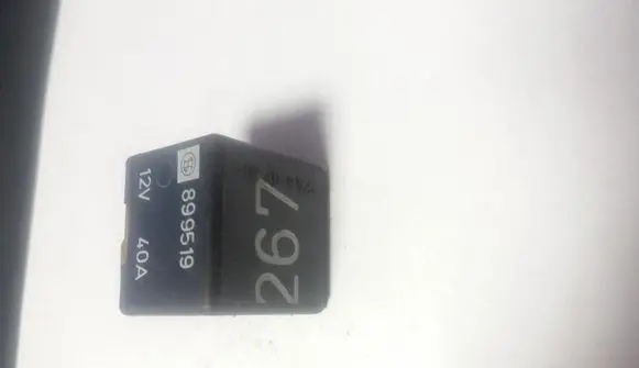 Volkswagen PASSAT B5 Other relay 443919578C