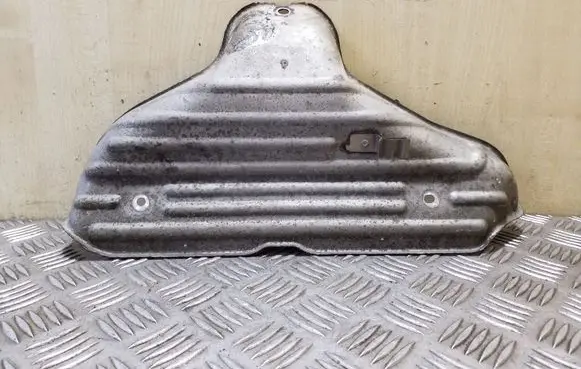Nissan Qashqai Exhaust heat shield