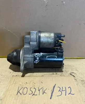 Opel Tigra B Starter motor 24436877