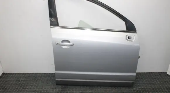 Opel Antara Front door