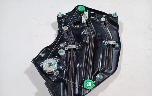Ford Mustang VI Rear window lifting mechanism without motor 15044