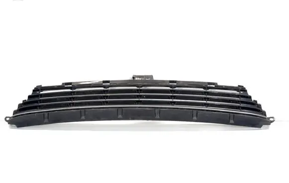 Toyota Auris E180 Front bumper lower grill 5311202670