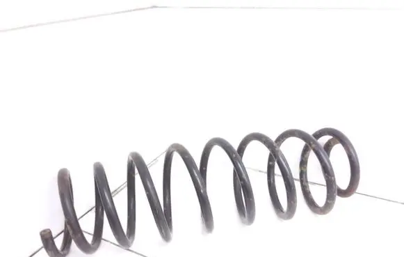 Volkswagen Golf III Rear coil spring