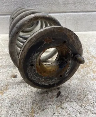 Volkswagen Touran I Rear coil spring