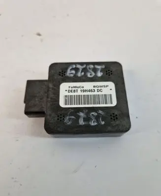 Ford Fiesta Sensor DE8T19H463DC