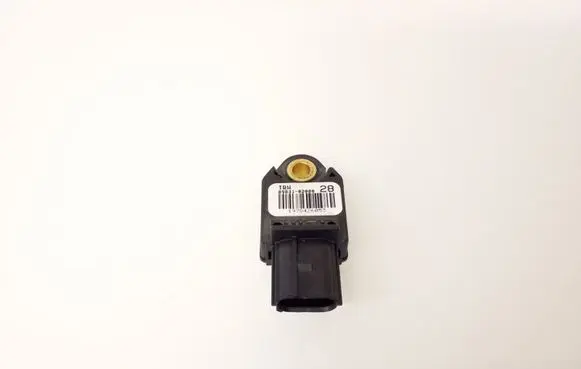 Toyota Auris 150 Airbag deployment crash/impact sensor 8983102080