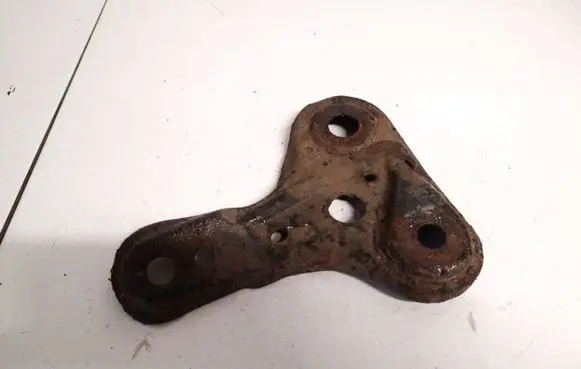 Audi A6 S6 C4 4A Engine mounting bracket