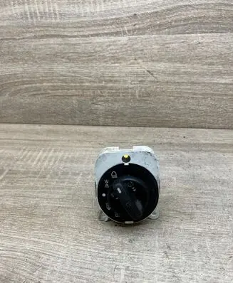 Ford Mondeo MK II Light switch 96BB13K196