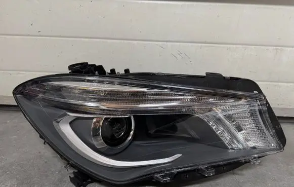 Mercedes-Benz CLA C117 X117 W117 Headlight/headlamp A1179065200