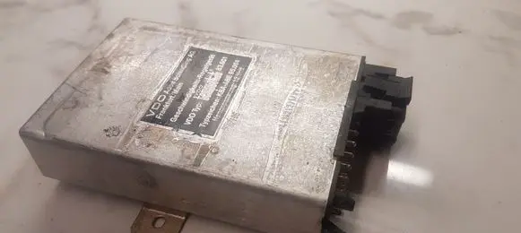 Peugeot 206 Engine control unit/module 519201701 KBAABE95004