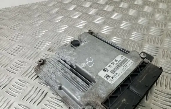 Volkswagen PASSAT CC Engine control unit/module 03L907309