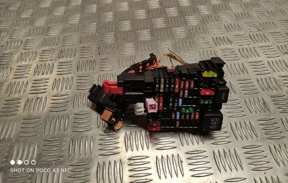 Seat Ibiza V (KJ) Fuse module