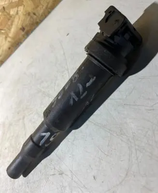Peugeot 5008 High voltage ignition coil 864768901