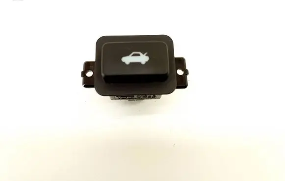 Honda Accord Tailgate/boot open switch button M26983