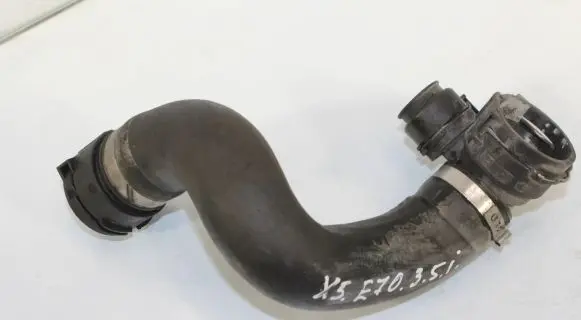 BMW X5 E70 Engine coolant pipe/hose 7578703 16185913 46185913