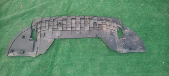 Mitsubishi Outlander Front bumper skid plate/under tray 5370B626