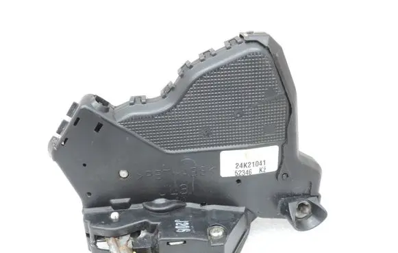 Toyota Corolla Verso AR10 Front door lock