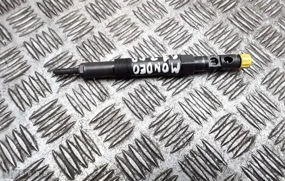 Ford Mondeo Mk III Fuel injector
