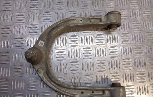 BMW 5 G30 G31 Front lower control arm/wishbone 6868530