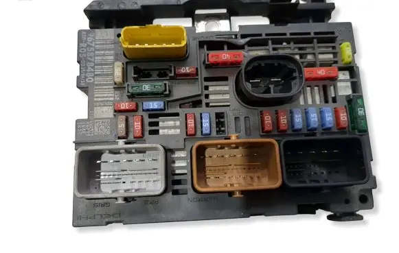 Peugeot Partner BSM Control unit 9675878480