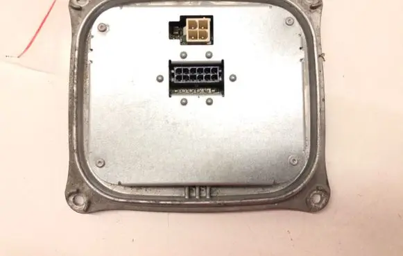 BMW 6 E63 E64 Voltage converter/converter module 1307329212