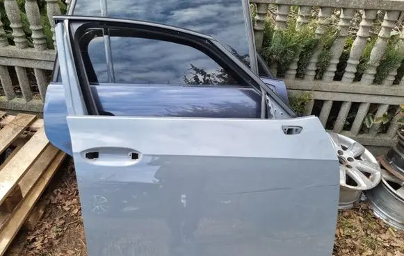 Volkswagen ID.3 Front door PRAWY