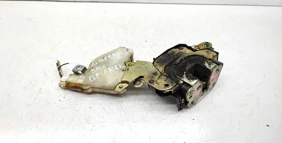 Nissan Almera N16 Front door lock 8055261U66