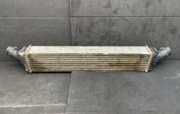 Audi A5 8T 8F Intercooler radiator 8K0145805E 8K0145805AC